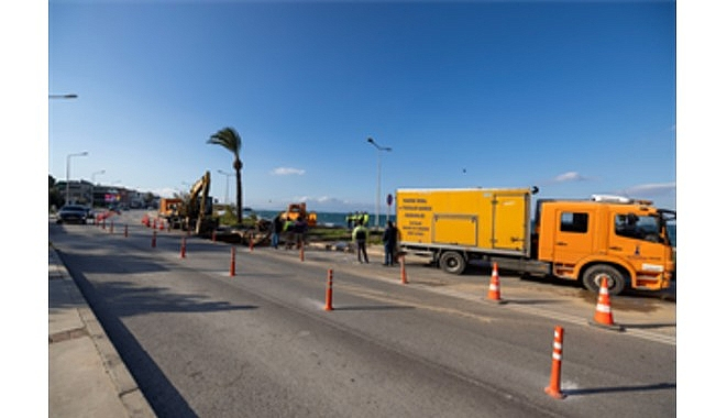 Mithatpaşa Caddesi'ndeki Ana Su Borusu Arızası İçin İZSU Harekete Geçti