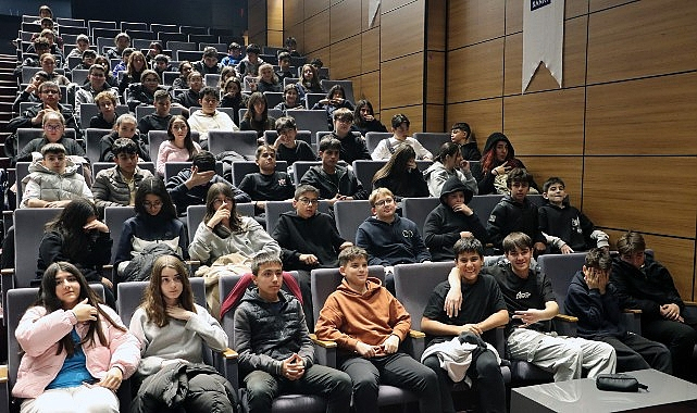 Maltepe'de Öğrenciler Sınav Deneyimlerini Paylaştı