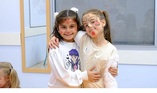 Büyükakın: ″Kadınlar, hayatın merkezinde yer alıyor″