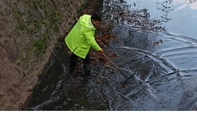 Gemlik Belediyesi Tüm Müdürlükleriyle Sahada Çalışmalarını Sürdürüyor