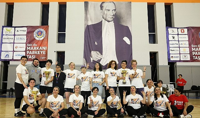 Çankayalı Kadınlar Futsal Dostluk Maçında Eşitlik ve Dayanışma Mesajı Verdi