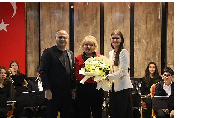 Korkuteli'nde Geleceğin Müzisyenlerinden Kadın Hakları Günü Konseri