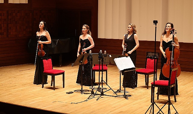 Nemeth Quartet, Türk Bestecilerin Eserleriyle İzmir'de Büyük Beğeni Topladı