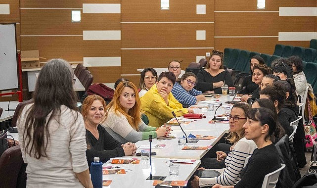 Bornova'da “Kadınların İnsan Hakları