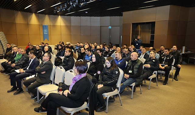 Küçükçekmece Zabıtalarına İletişim ve Stres Yönetimi Eğitimi Verildi