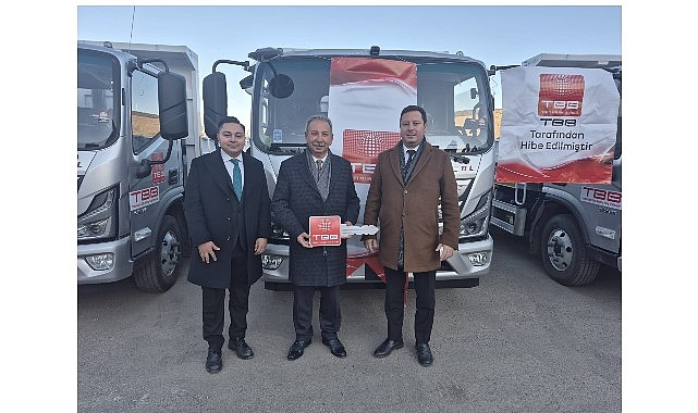 Salihli Belediyesi'ne Yeni Çöp Toplama Kamyonu