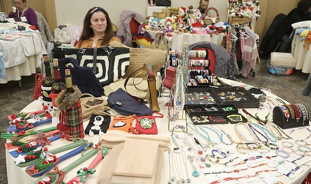 Çankaya'da Kadınların El Emeği Yılbaşı Kermesi Büyük İlgi Gördü