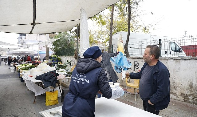 Başkan Çerçioğlu'nun Sıcak Çorba İkramı Bu Kış da Vatandaşlarla Buluşuyor