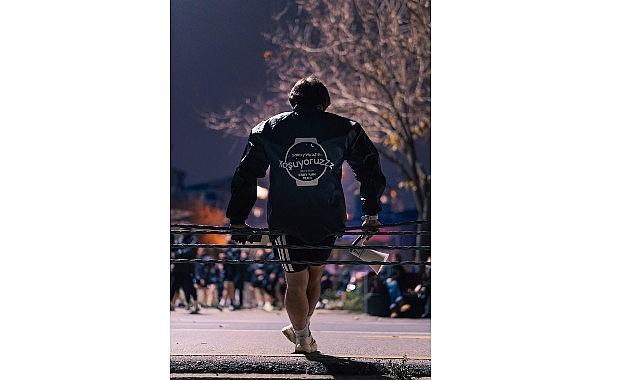 Yılın En Uzun Gecesinde Galaxy Watch8 ile Yüzlerce Koşucu Caddebostan Sahilinde Buluştu