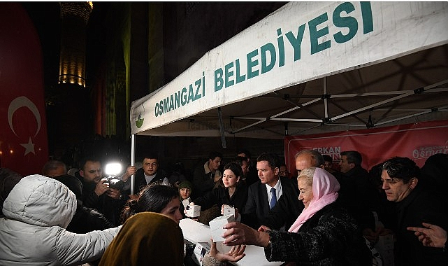 Başkan Erkan Aydın'dan Regaip Kandili'nde Kandil Simidi İkramı