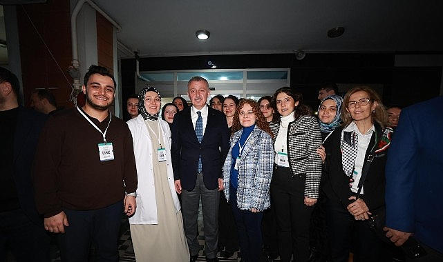 Büyükakın: “Akademi Liselerde gençlerimizi geleceğe hazırlıyoruz