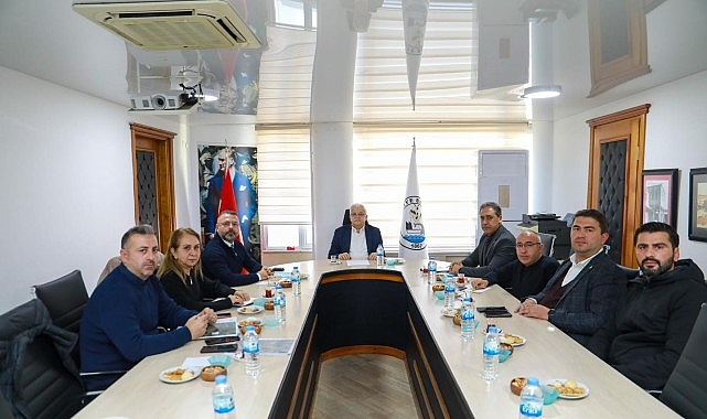 Burhaniye'de Bahçelievler Mahallesi Altyapı Çalışmaları İçin Koordinasyon Toplantısı Yapıldı