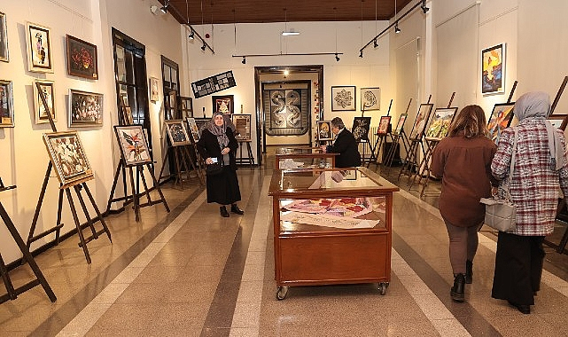 Kumaşların Dansı Sergisiyle Geçmişin İzleri Sanatla Buluştu