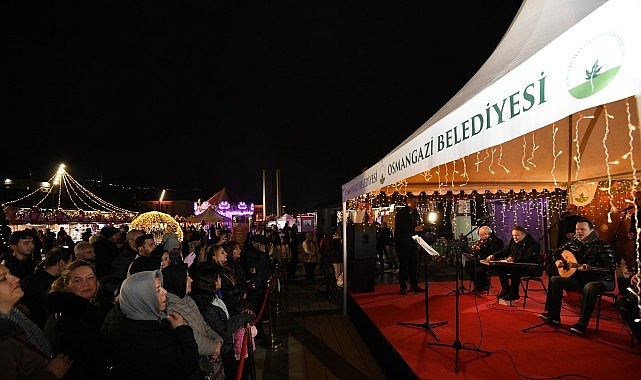 Osmangazi Meydanı Türk Sanat Müziğiyle Canlandı