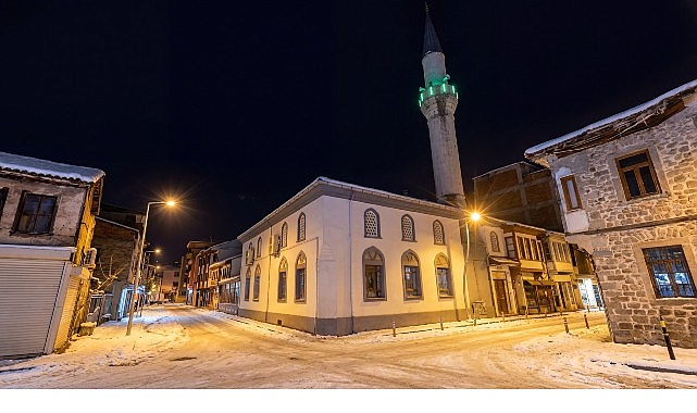İnegöl'de Yeni Yılın İlk Sabah Namazı Coşkuyla Kılındı