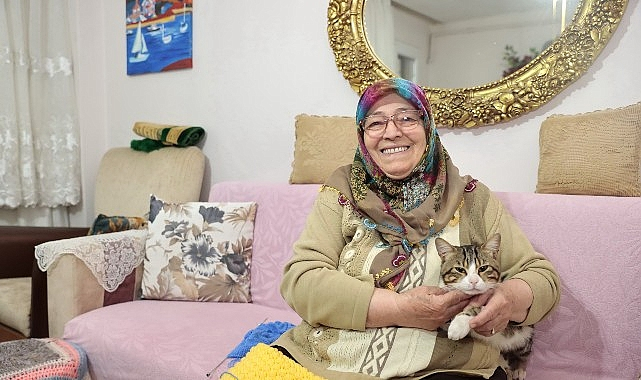 Kanseri yendi, ikinci baharı İleri Yaş Merkezi'nde yaşıyor