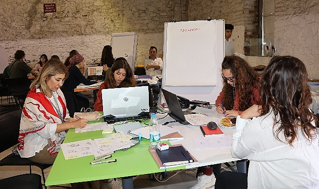 Mobilya Eko-Tasarım Çalıştayı'nda bir taşla 4 kuş vurdular