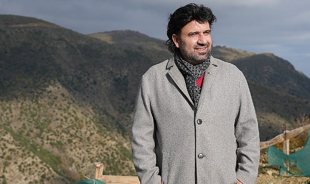 Taverna Müziğinin En Güçlü Sesi: Tuncay Tuncel'den “Bugün Doğum Günüm