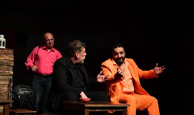 'Deli Ayten' Müzikali Yüreklere İşledi