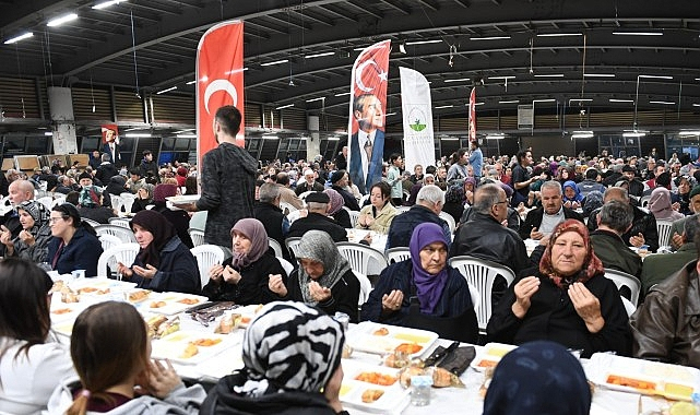Osmangazi'de Ramazan Coşkusu Meydanlara Taşıyor