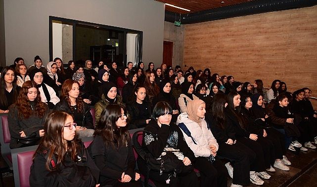 Osmangazi'de Ramazan Coşkusu Karagöz İle Perdeye Yansıdı