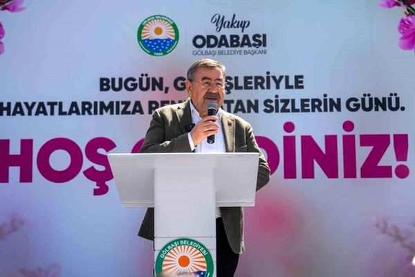 Gölbaşı Belediyesi Anneler Günü'nü Coşkulu Etkinlikle Kutladı