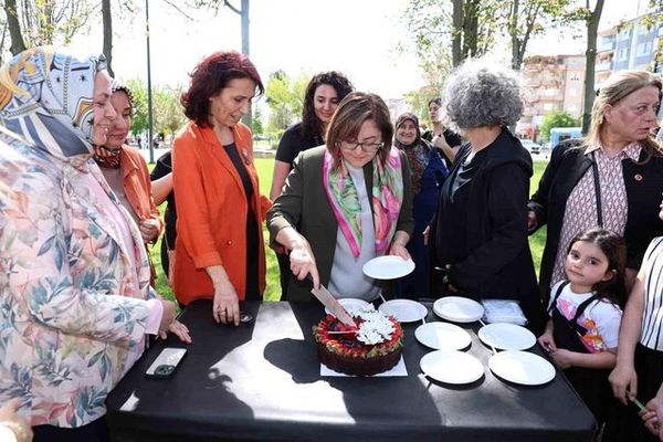 Fatma Şahin, Anne Bebek Festivali'nde Ailelerle Buluştu ve Anneler Günü'nü Kutladı