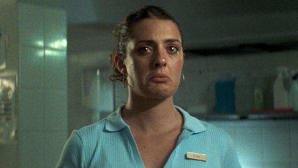 "Özgür Eliza" Cannes'da: Toksik Pozitifliğe İronik Bakış