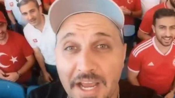 Cumhur Frankfurt'tan Milli Takım İçin Yeni Marş: 'Al Önüne Kaleyi!'