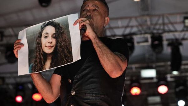 Haluk Levent Tunceli Konserinde Gülistan Doku’yu Andı