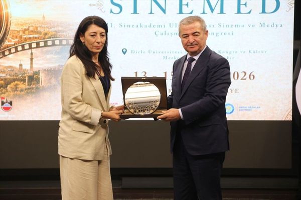 Diyarbakır'da 2. SineAkademi Uluslararası Sinema ve Medya Kongresi Başladı